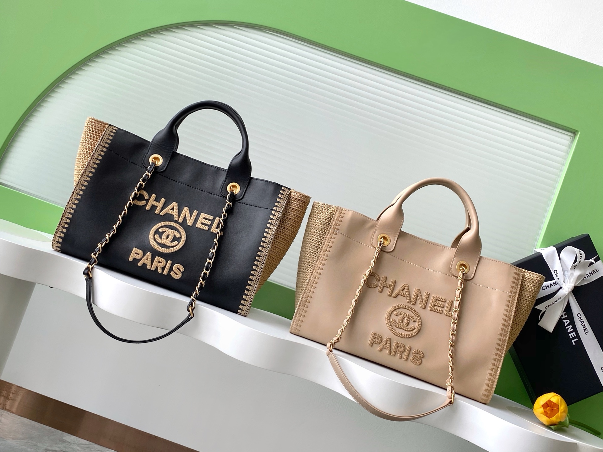 [TOP] CHANEL Beach Bag 34cm - 2 Colors