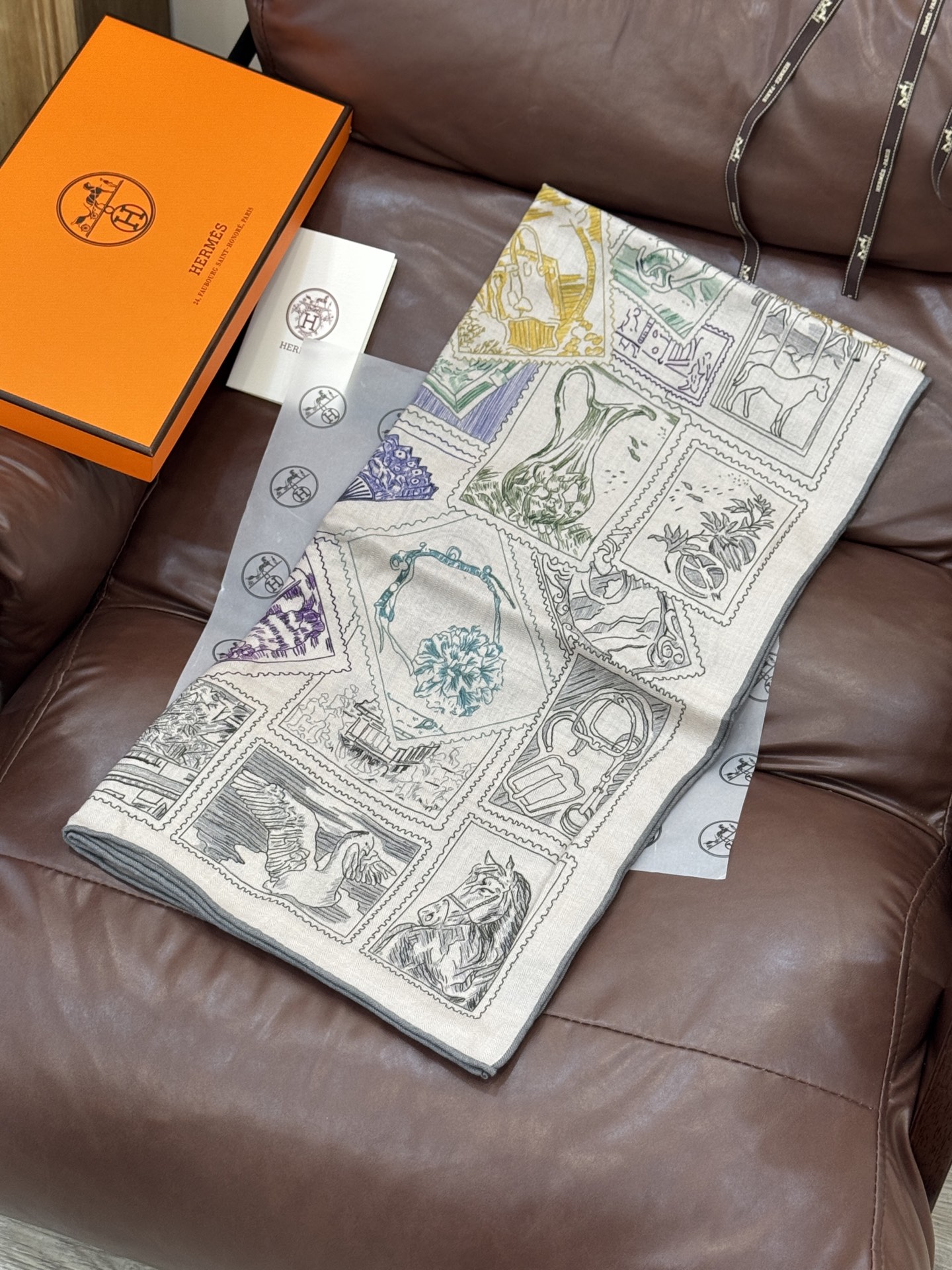 [TOP] HERMES Square Silk and Wool Scarf 140x140cm - 2 Colors