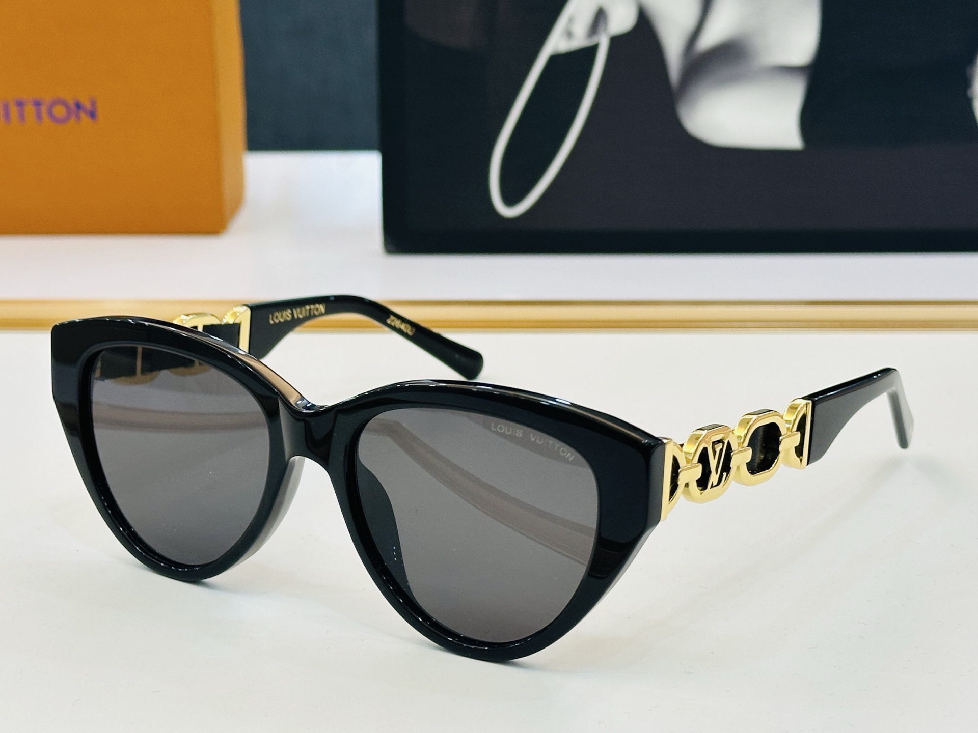 [TOP] Louis Vuitton LV Sunglasses - 6 Colors