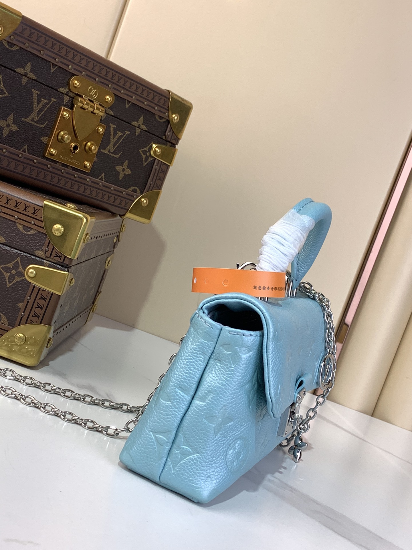 [TOP] Louis Vuitton LV NANO MADELEINE Bag 21× 12.5 × 6cm - Blue