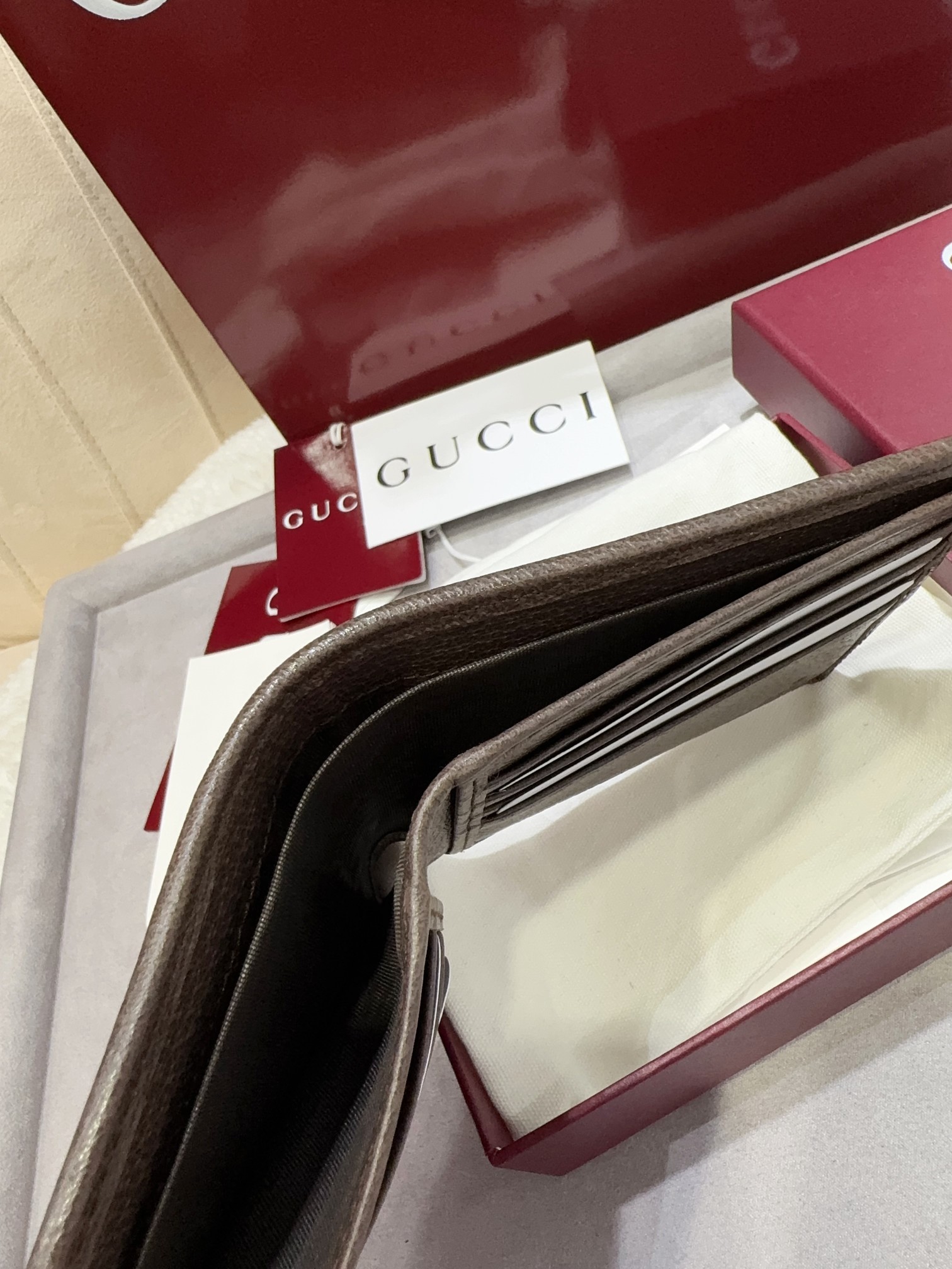 [TOP] GUCCI GG Wallet 9 x 11㎝ -Brown