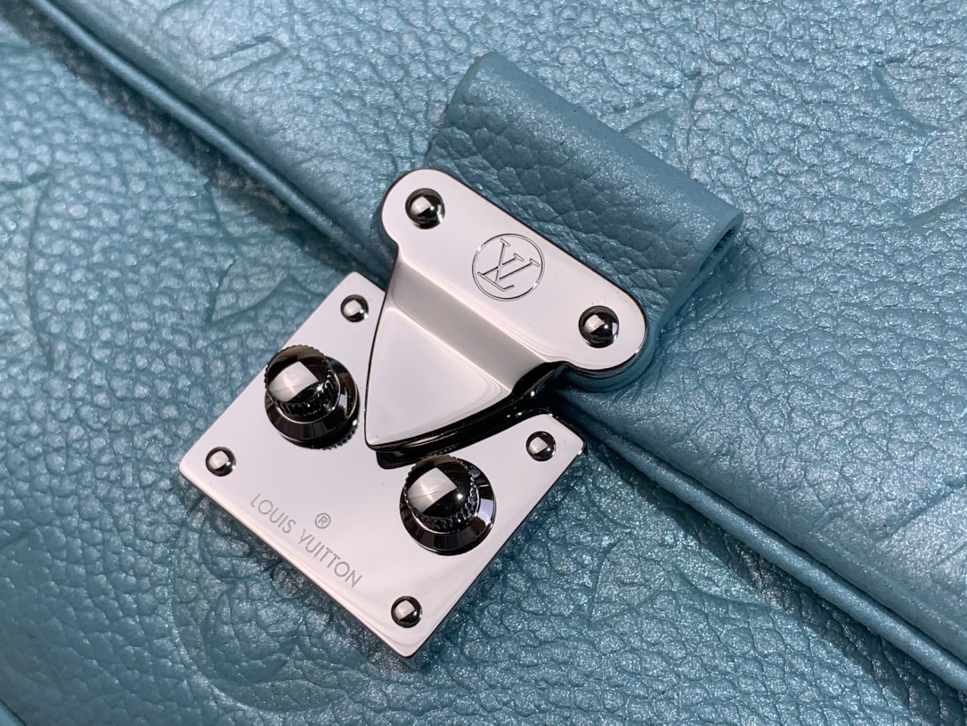 [TOP] Louis Vuitton LV NANO MADELEINE Bag 21× 12.5 × 6cm - Blue