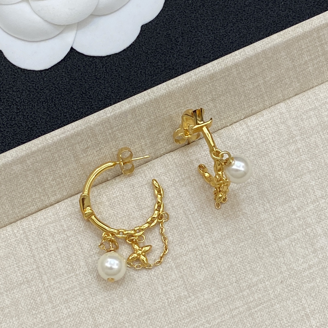 [TOP] Louis Vuitton LV Earrings - 3 Color