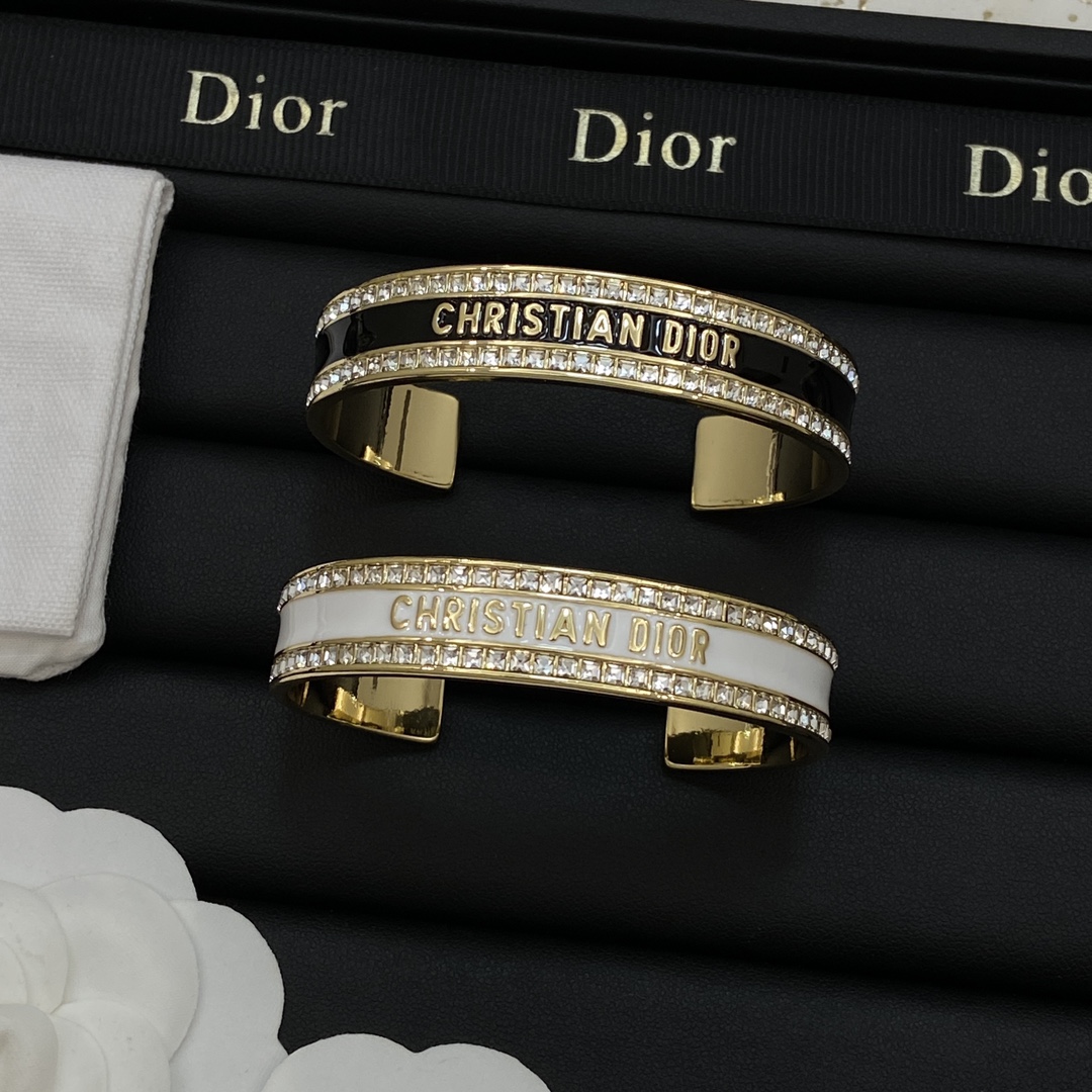 [TOP] Christian Dior Bracelet - 2 Colors