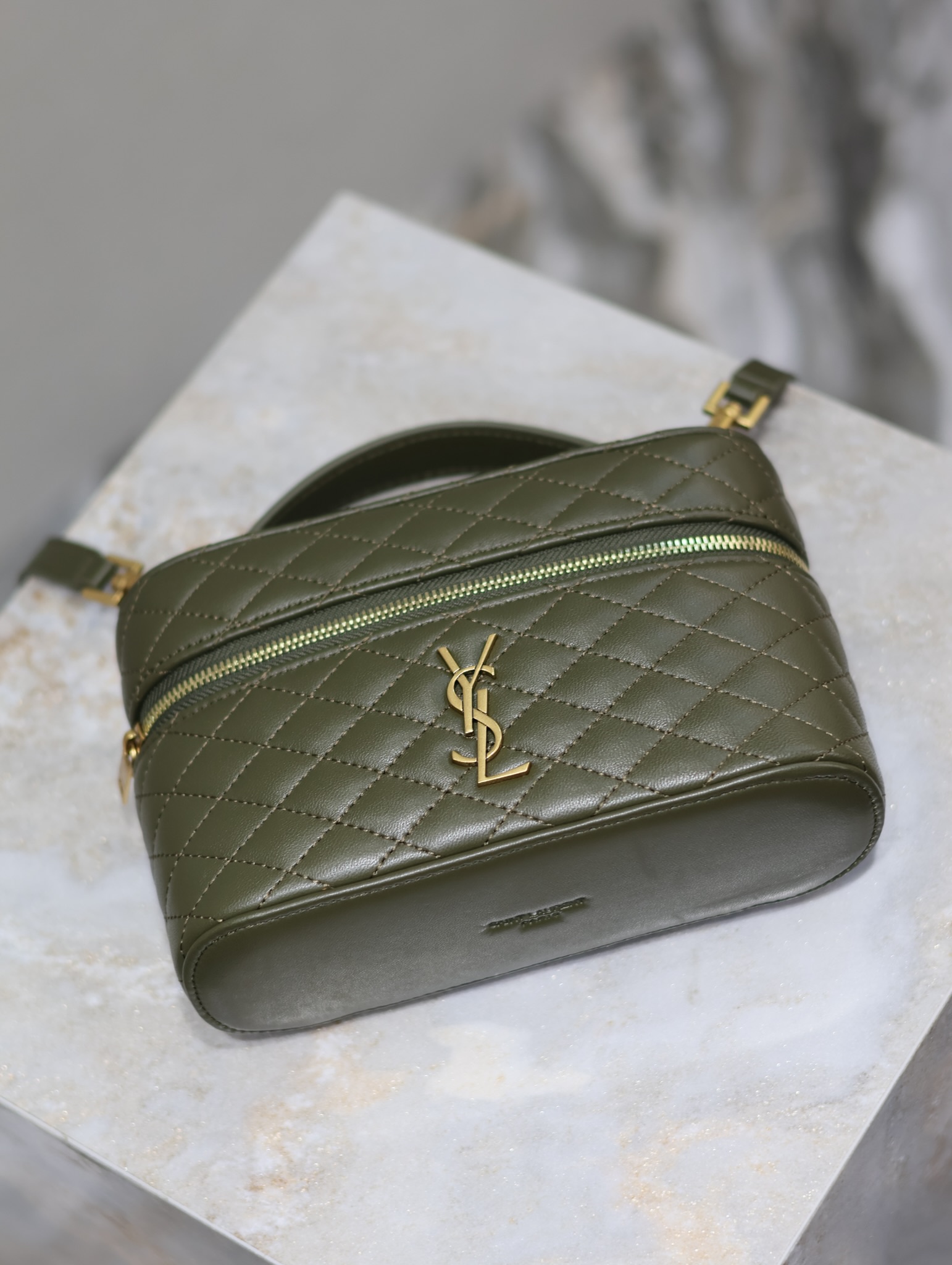 [TOP] Yves Saint Laurent YSL Gaby Mini Makeup Bag 18x11x6.5cm - Green&GWH