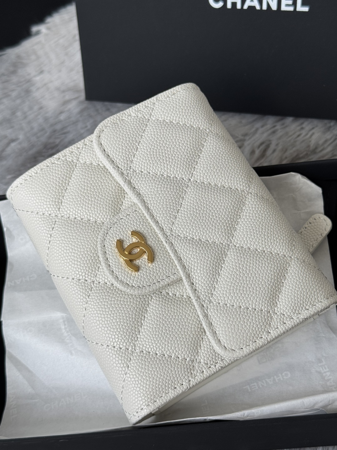[TOP] CHANEL Wallet Cowhide 10.5*11.5*3cm - White
