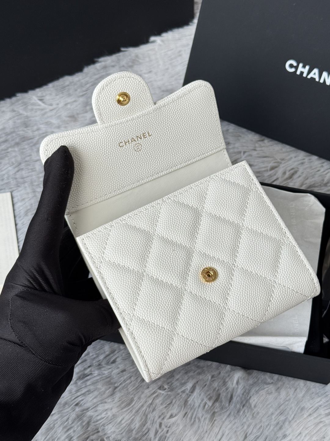 [TOP] CHANEL Wallet Cowhide 10.5*11.5*3cm - White