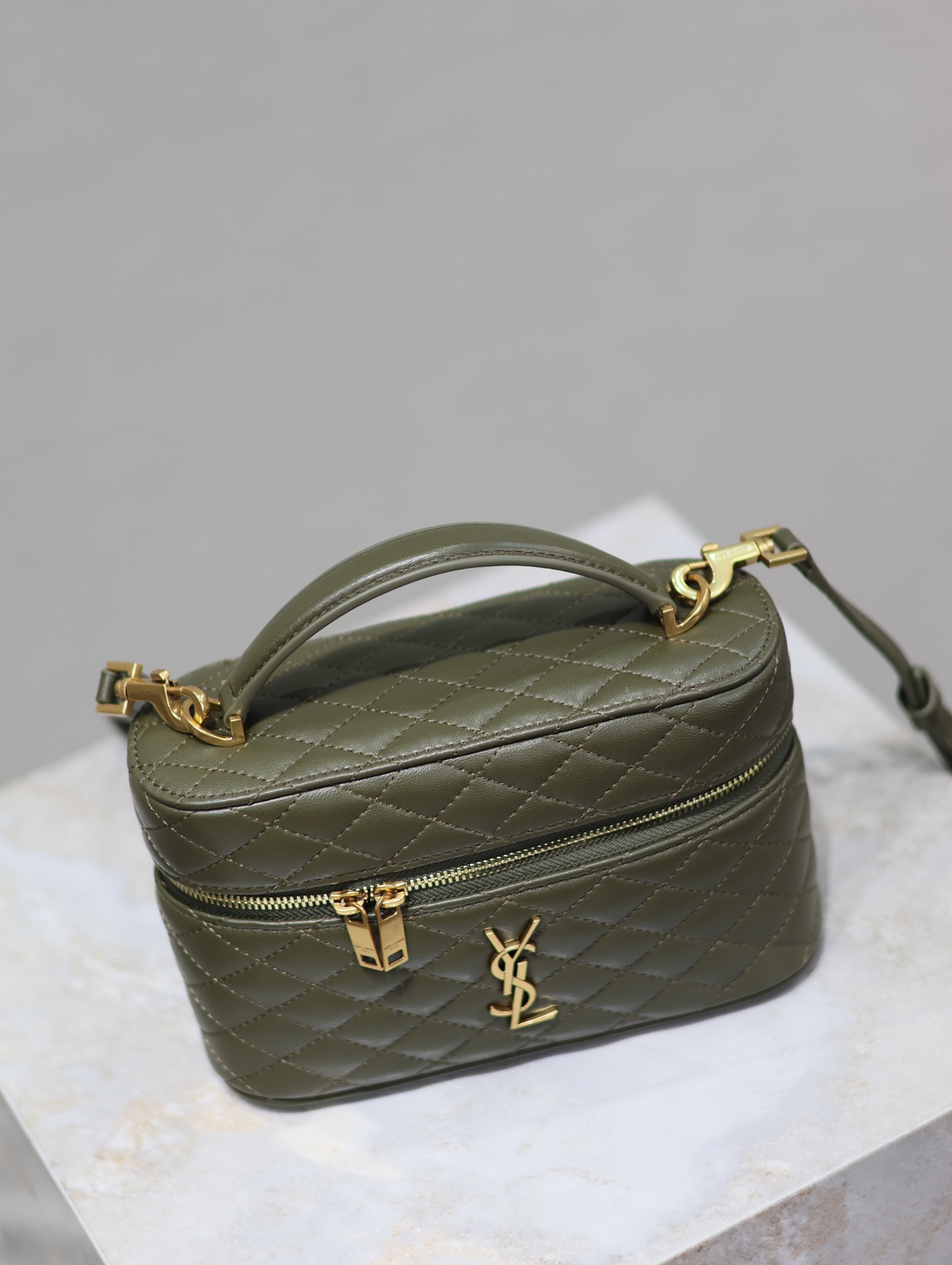 [TOP] Yves Saint Laurent YSL Gaby Mini Makeup Bag 18x11x6.5cm - Green&GWH