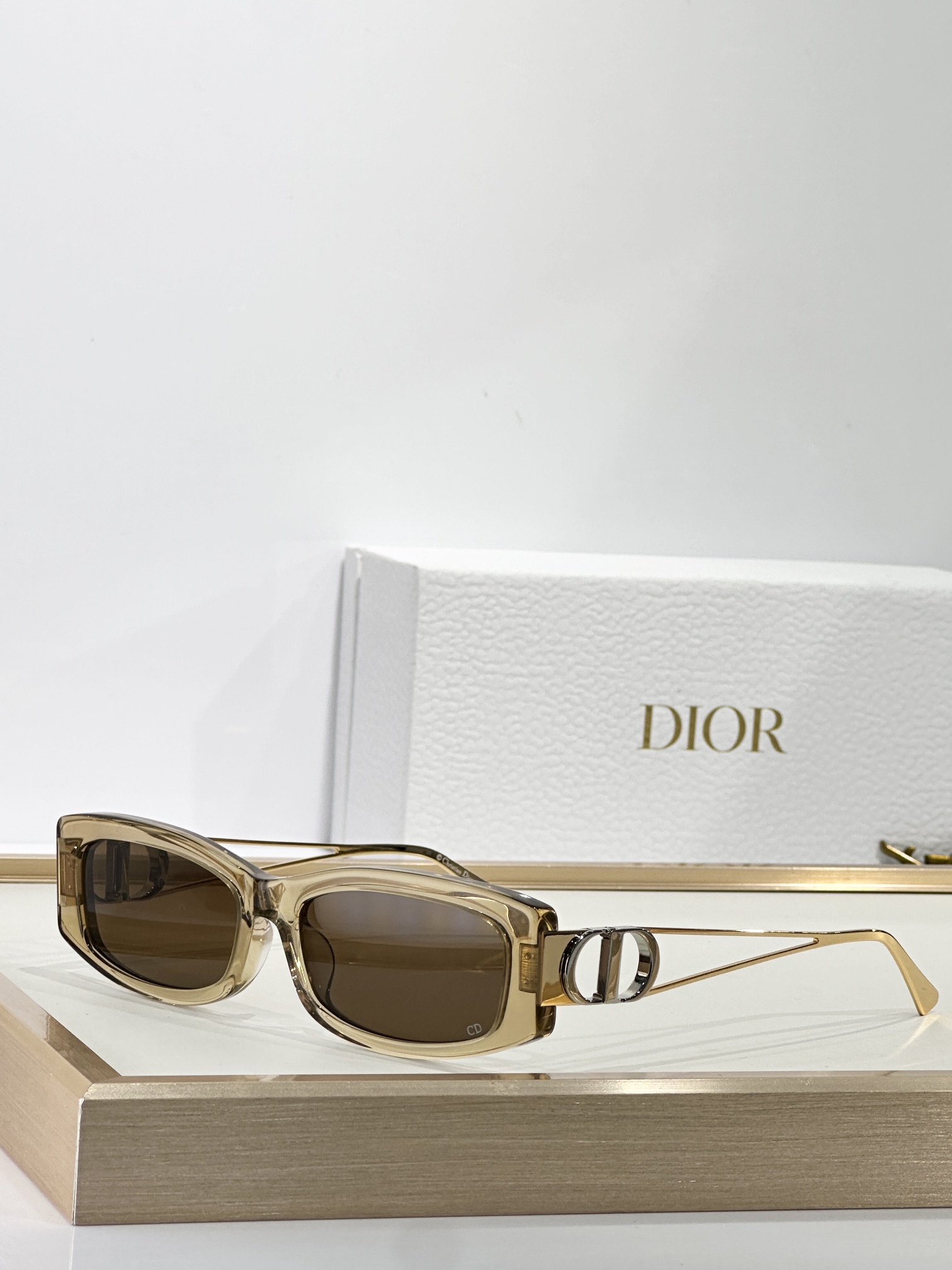 [TOP] Christian Dior Sunglasses - 7 Color