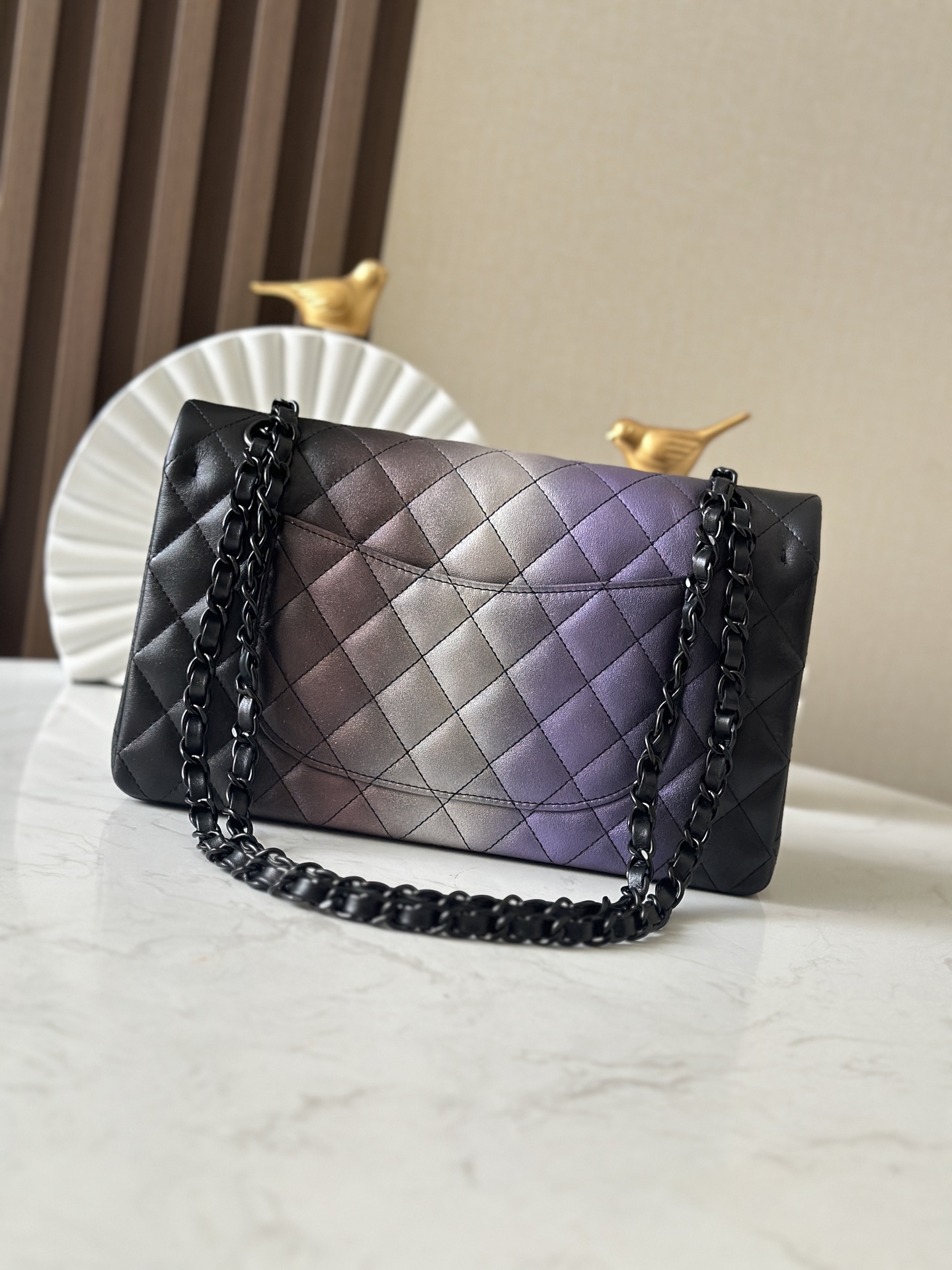 [TOP] CHANEL Cowhide Flap Bag 25cm - Black and Purple