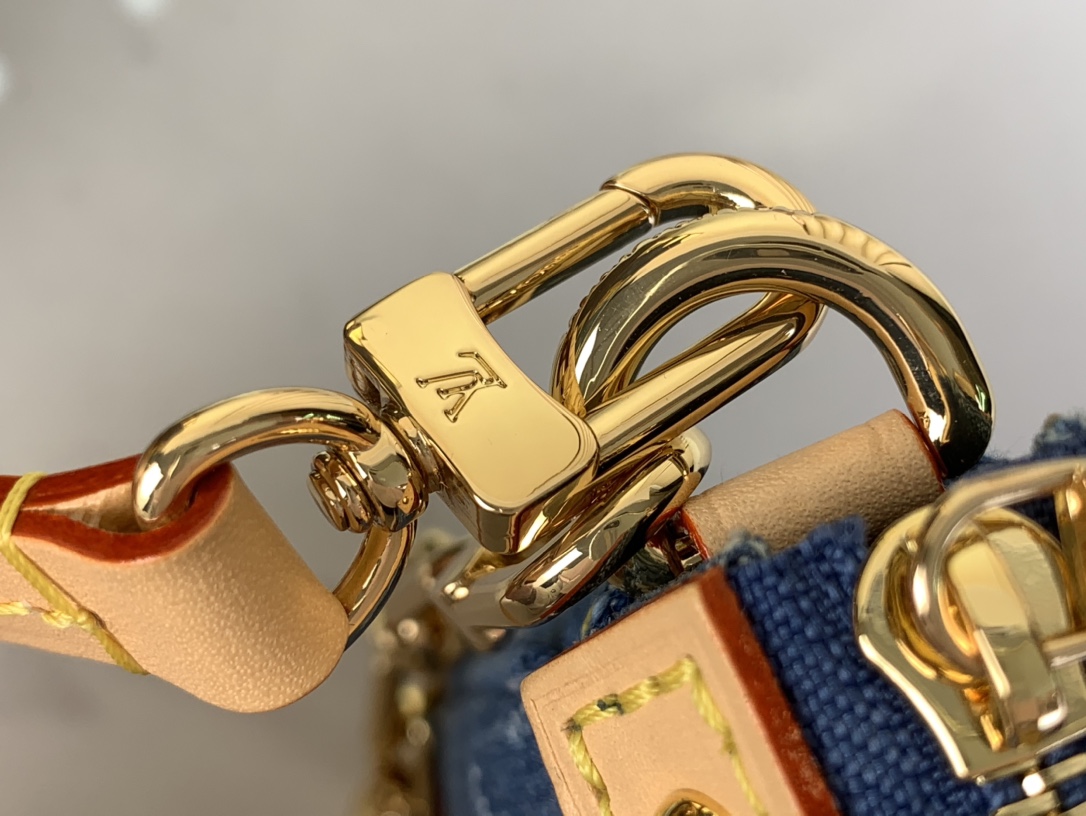 [TOP] Louis Vuitton LV Multi Pochette Accessoires Handbag 13 x 4 x 22 cm - Blue