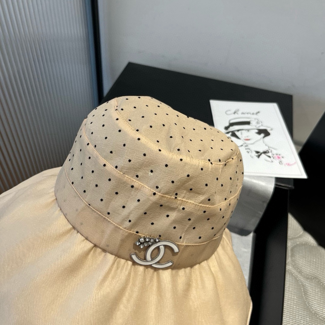 [TOP] CHANEL Hat - Khaki