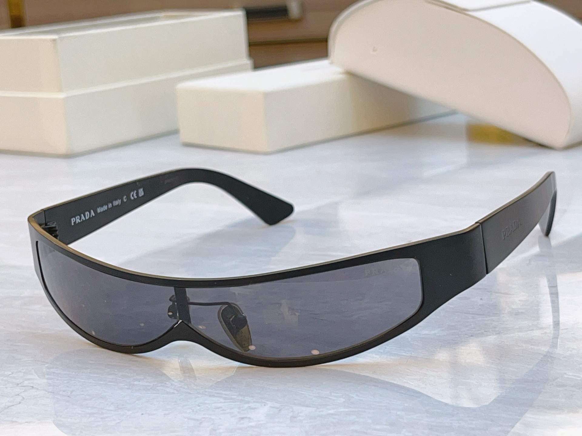 [TOP] PRADA Sunglasses - 7 Colors