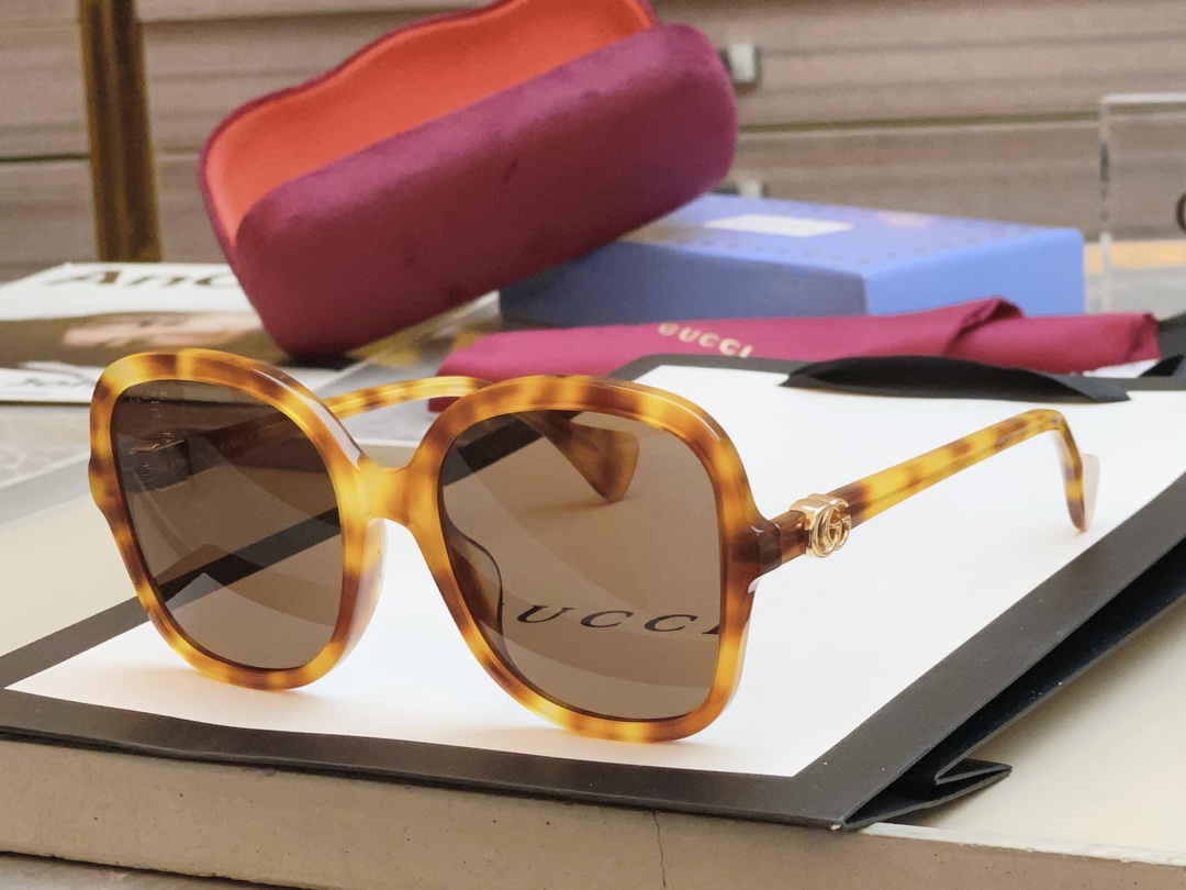 [TOP] GUCCI Sunglasses - 4 Colour