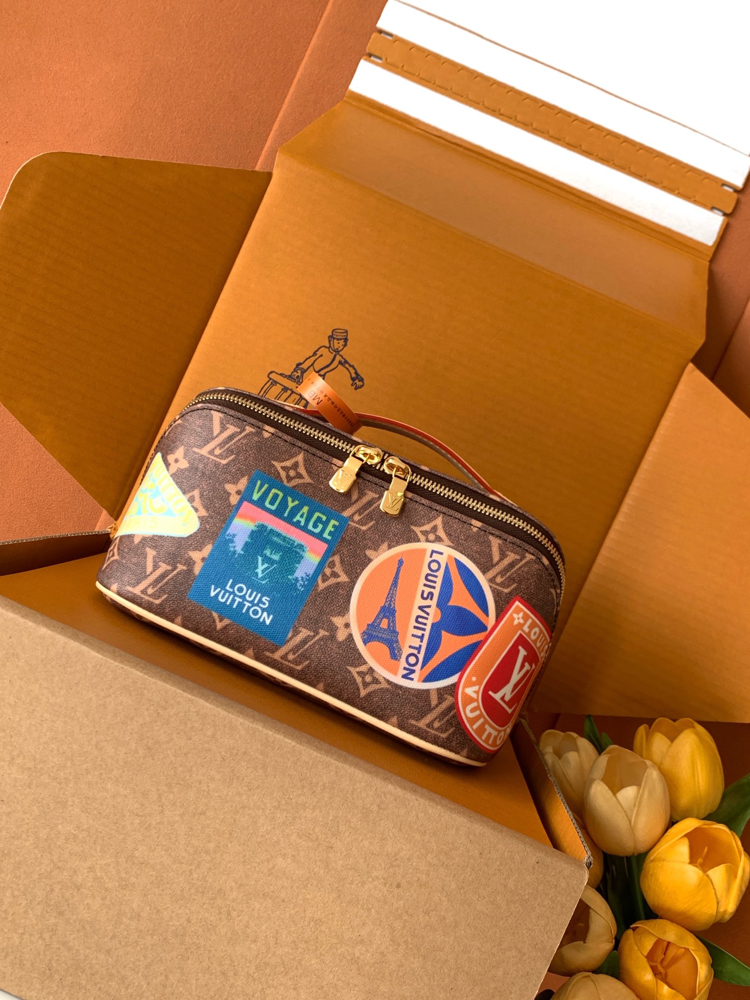 [TOP] Louis Vuitton LV Clutch Toiletry Bag  13 x 13 x 24cm - Brown