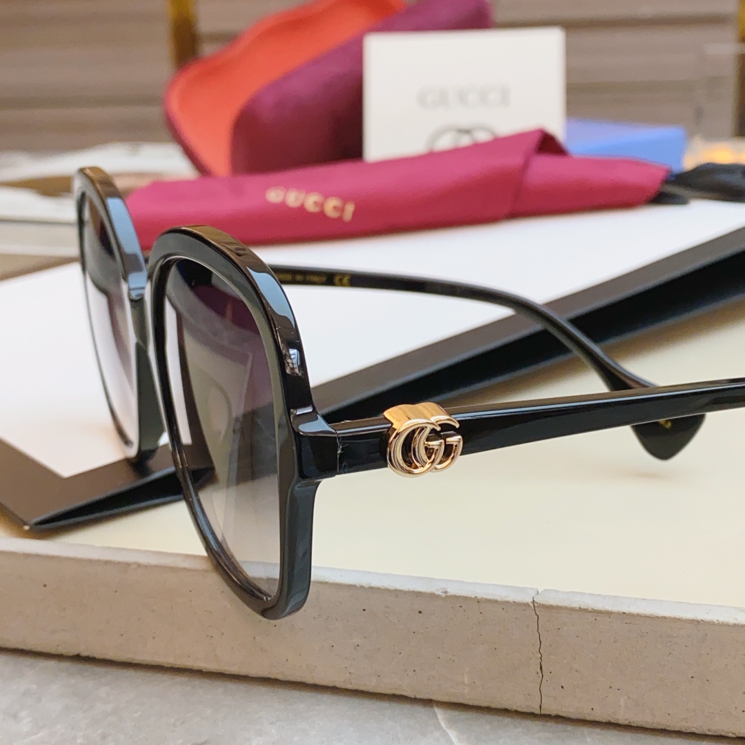 [TOP] GUCCI Sunglasses - 4 Colour