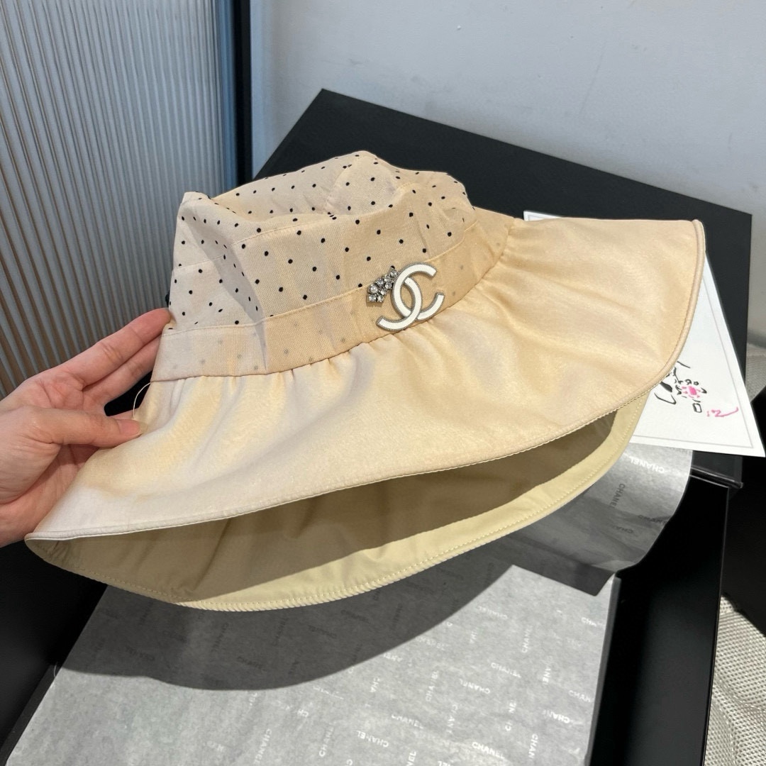 [TOP] CHANEL Hat - Khaki