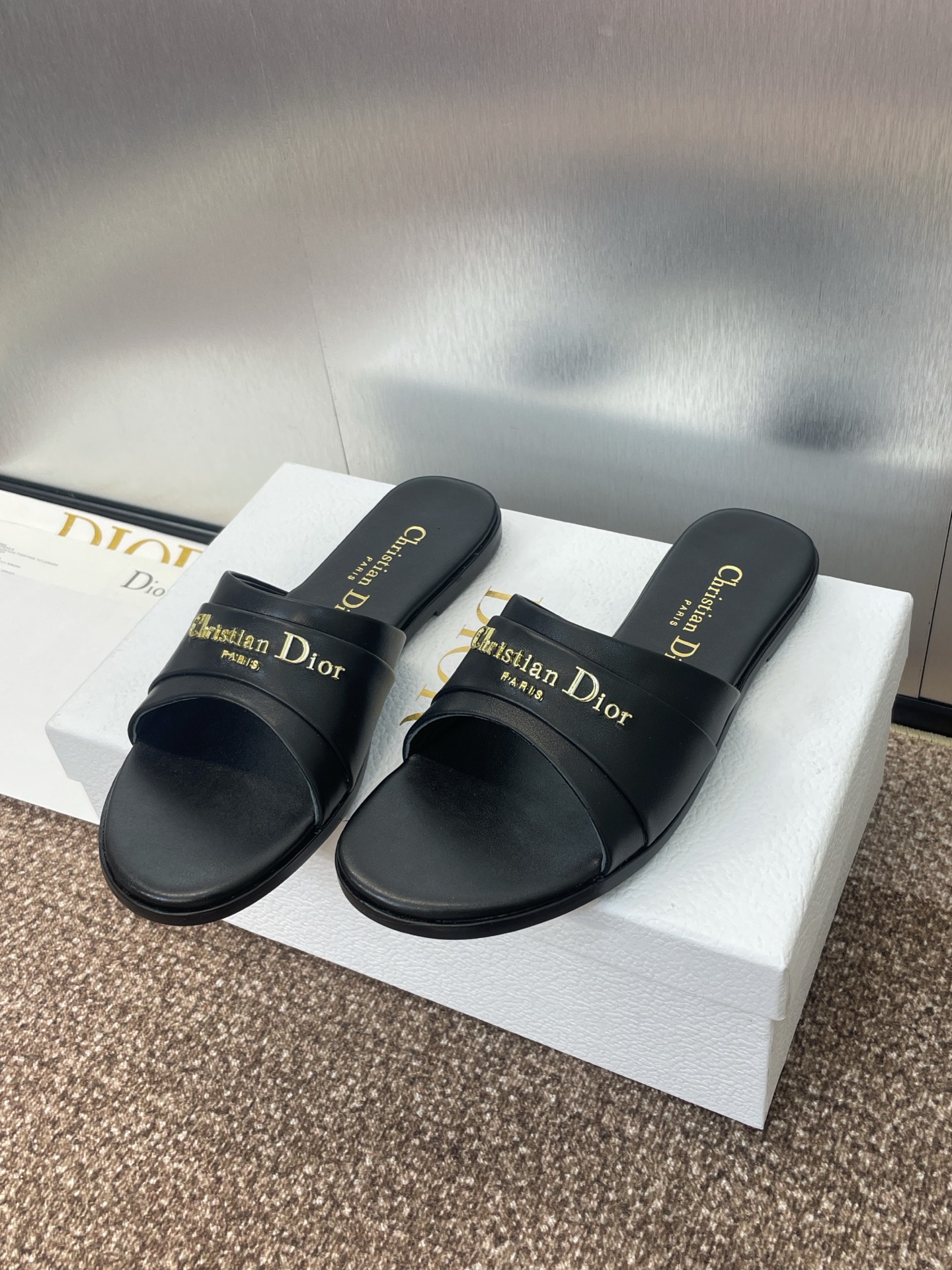 [TOP] Christian Dior My Dior Flat Slippers Calfskin - 2 Color