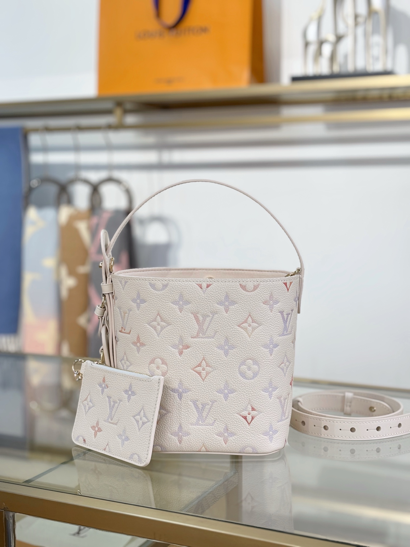 [TOP] Louis Vuitton LV All In BB Bags 16x18x12cm - Beige