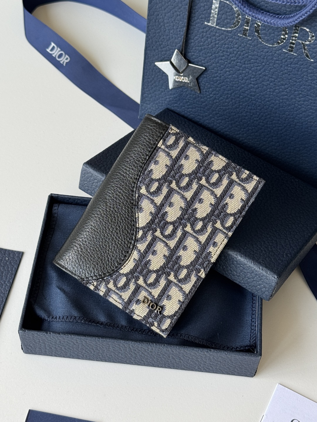 [TOP] Christian Dior Oblique Passport 10x13.3cm - 9 Colour