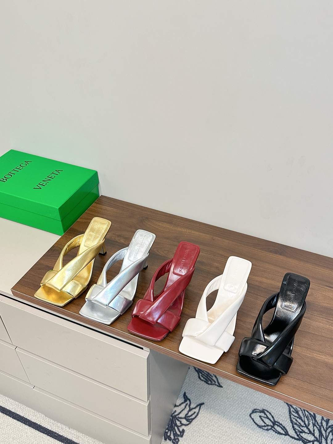 [TOP] Bottega Veneta BV Riva 1cm Flat /8cm Heel Slippers - 5 Color