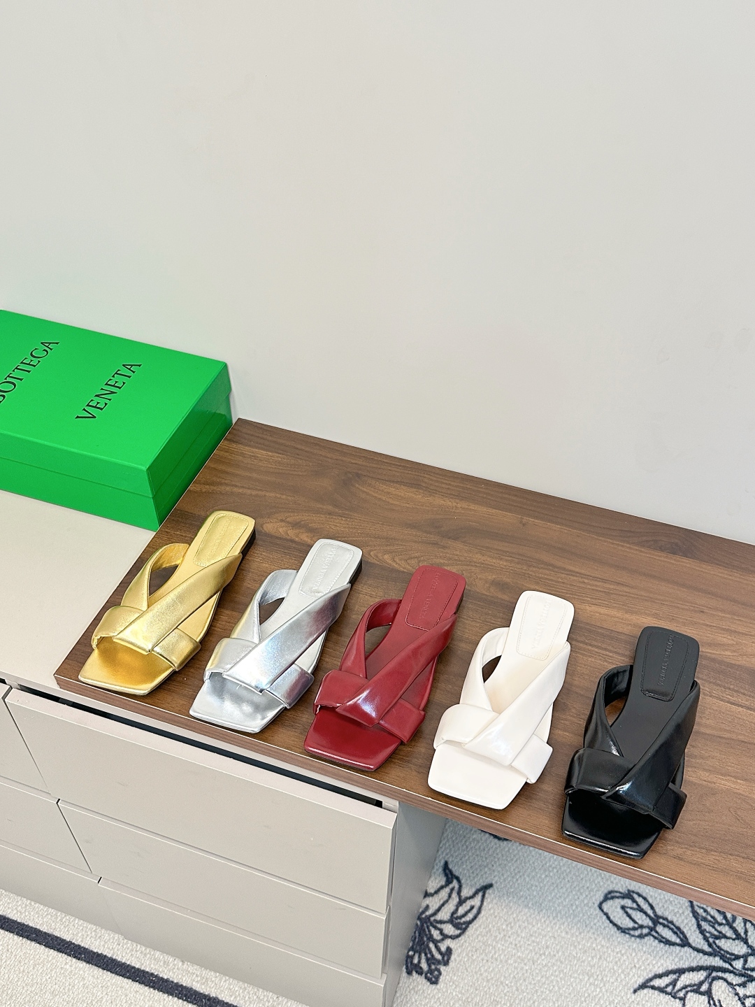 [TOP] Bottega Veneta BV Riva 1cm Flat /8cm Heel Slippers - 5 Color