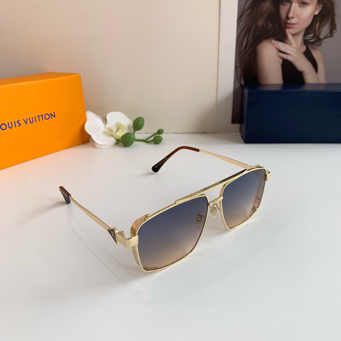 [TOP] Louis Vuitton LV Sunglasses - 2 Colors