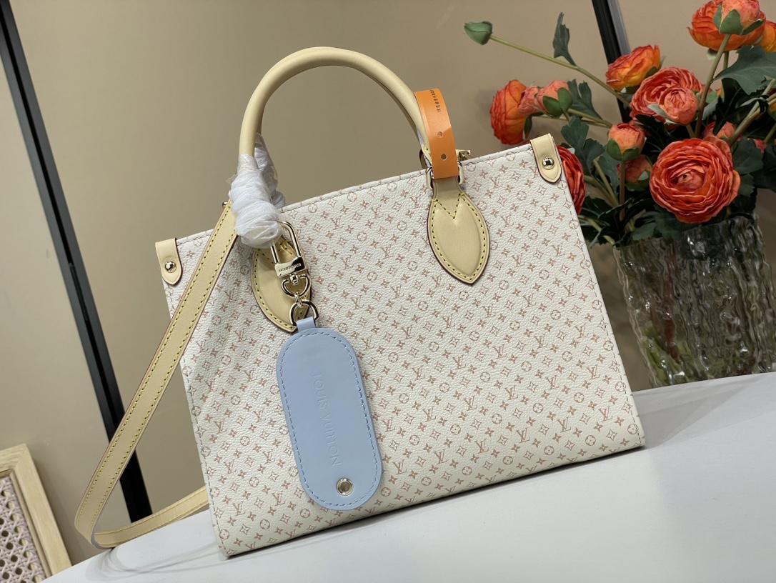 [TOP] Louis Vuitton LV  On The Go Small Handbag 25x19x11.5cm - Beige