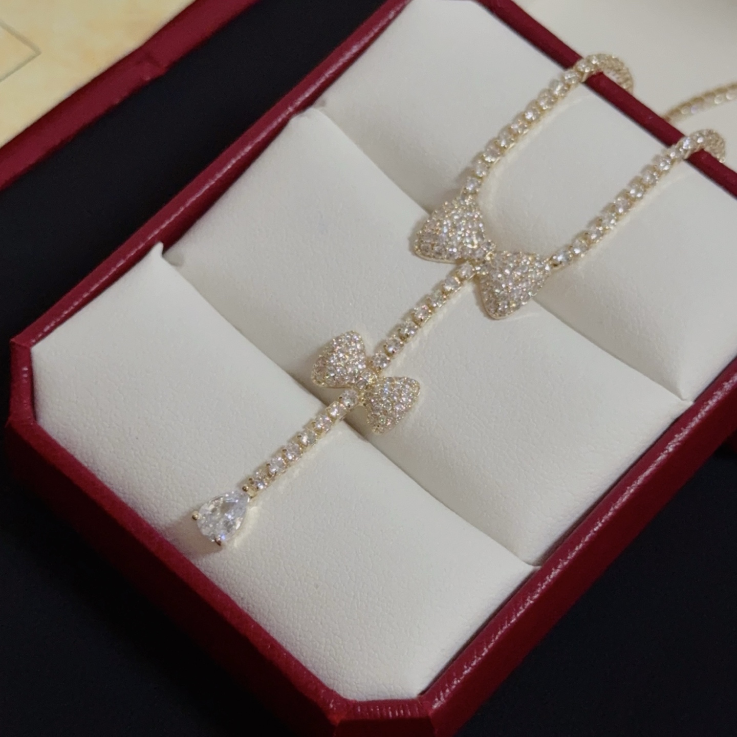 [TOP] Cartier Necklace Studded with Diamonds - Gold
