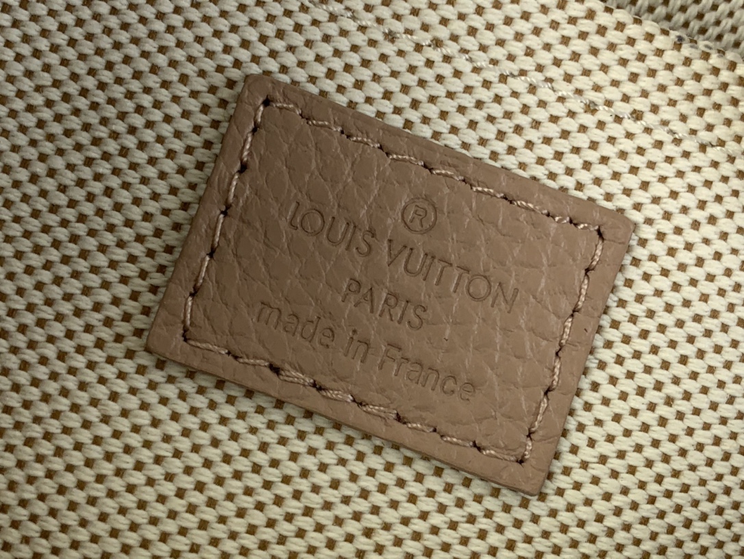 [TOP] Louis Vuitton LV  Soft Trunk Monogram Bag 18.5 x 13.0 x 8.0 cm - Brown