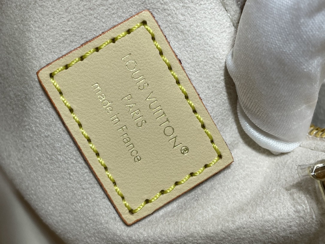 [TOP] Louis Vuitton LV  On The Go Small Handbag 25x19x11.5cm - Beige