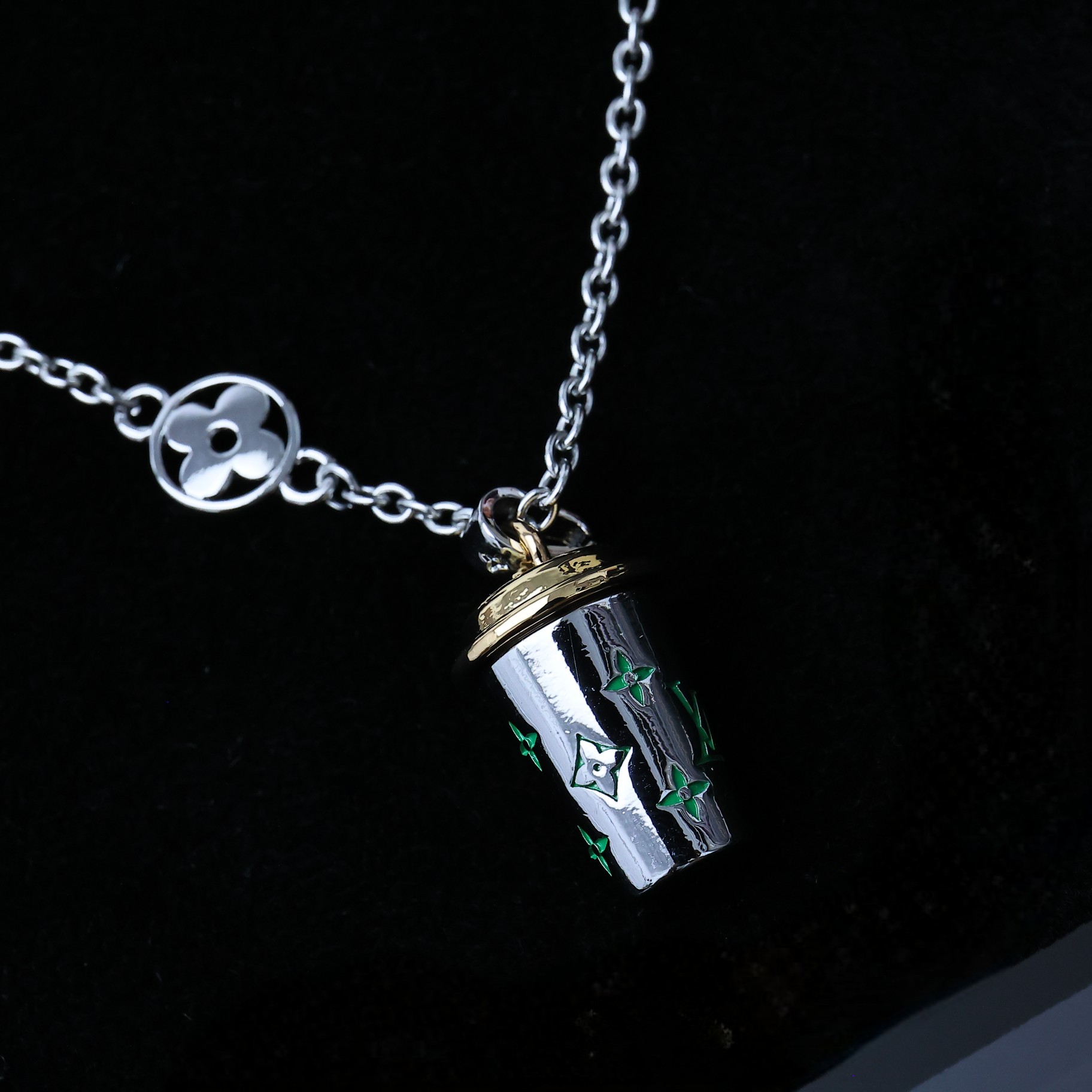 [TOP] Louis Vuitton LV Cup Necklace