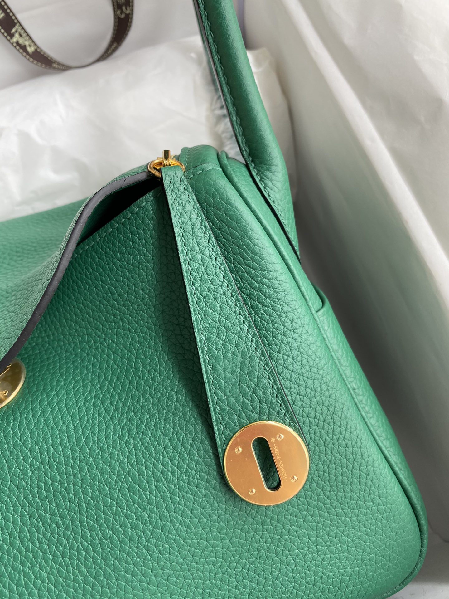 [TOP] HERMES Lindy Taurillon Clemence Leather 26 CM - Malachite & GHW/SHW