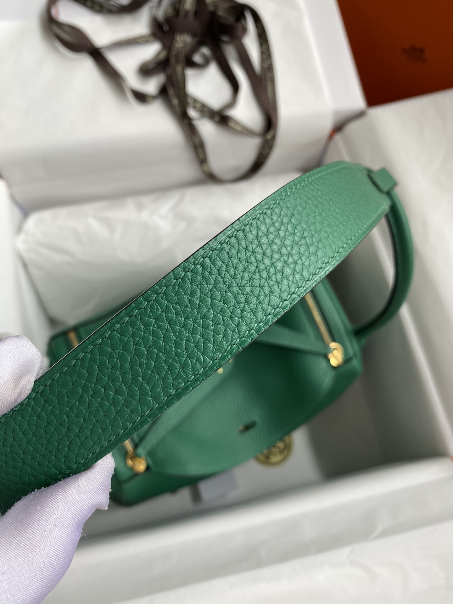 [TOP] HERMES Lindy Taurillon Clemence Leather 26 CM - Malachite & GHW/SHW