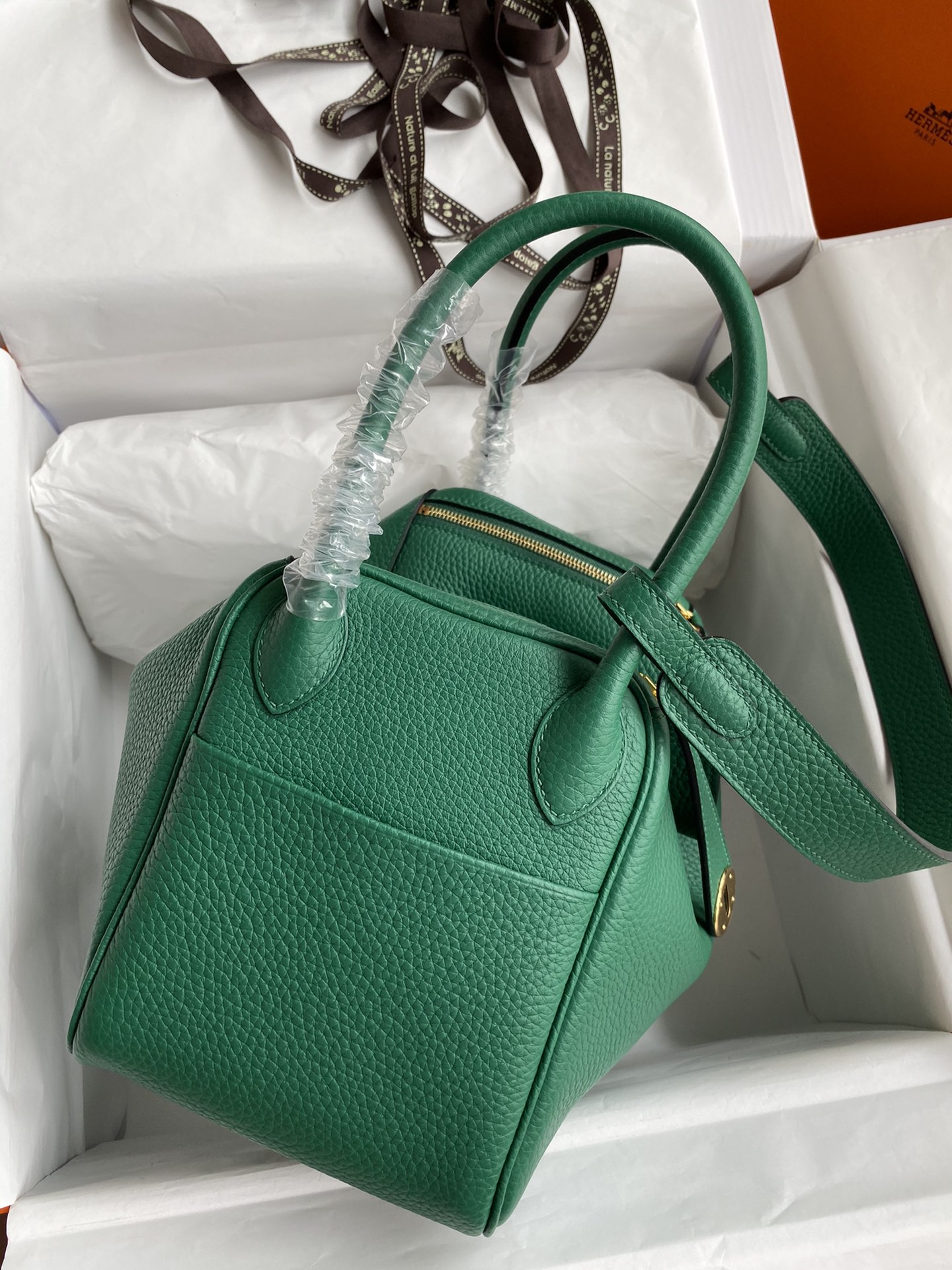 [TOP] HERMES Lindy Taurillon Clemence Leather 26 CM - Malachite & GHW/SHW