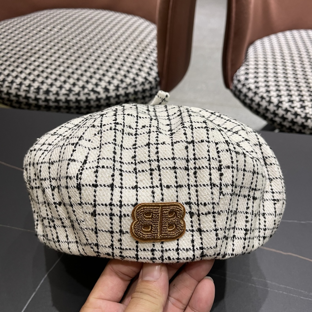[TOP] BALENCIAGA Beret Hat - White