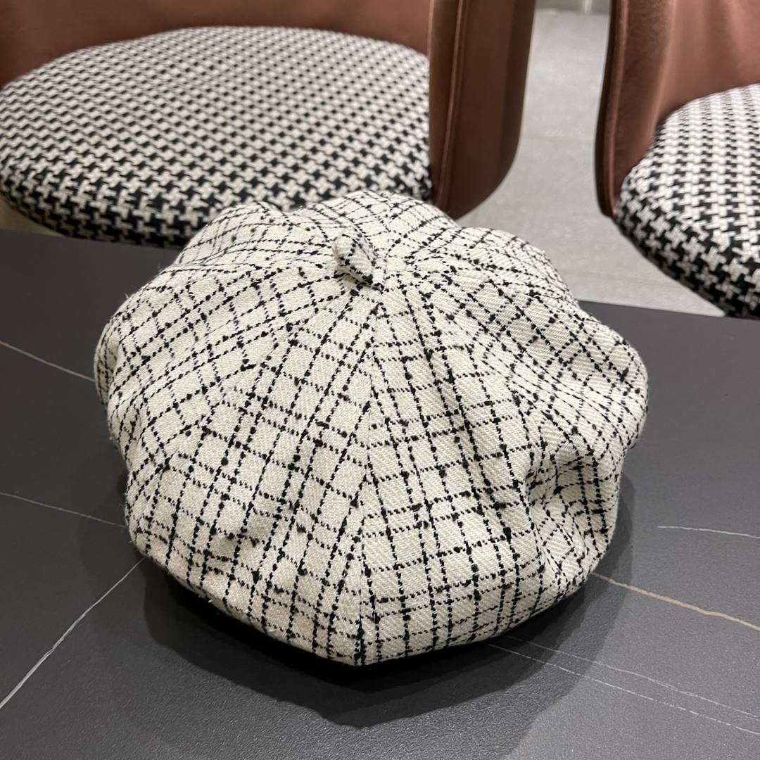 [TOP] BALENCIAGA Beret Hat - White