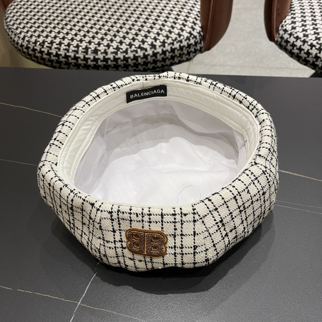 [TOP] BALENCIAGA Beret Hat - White