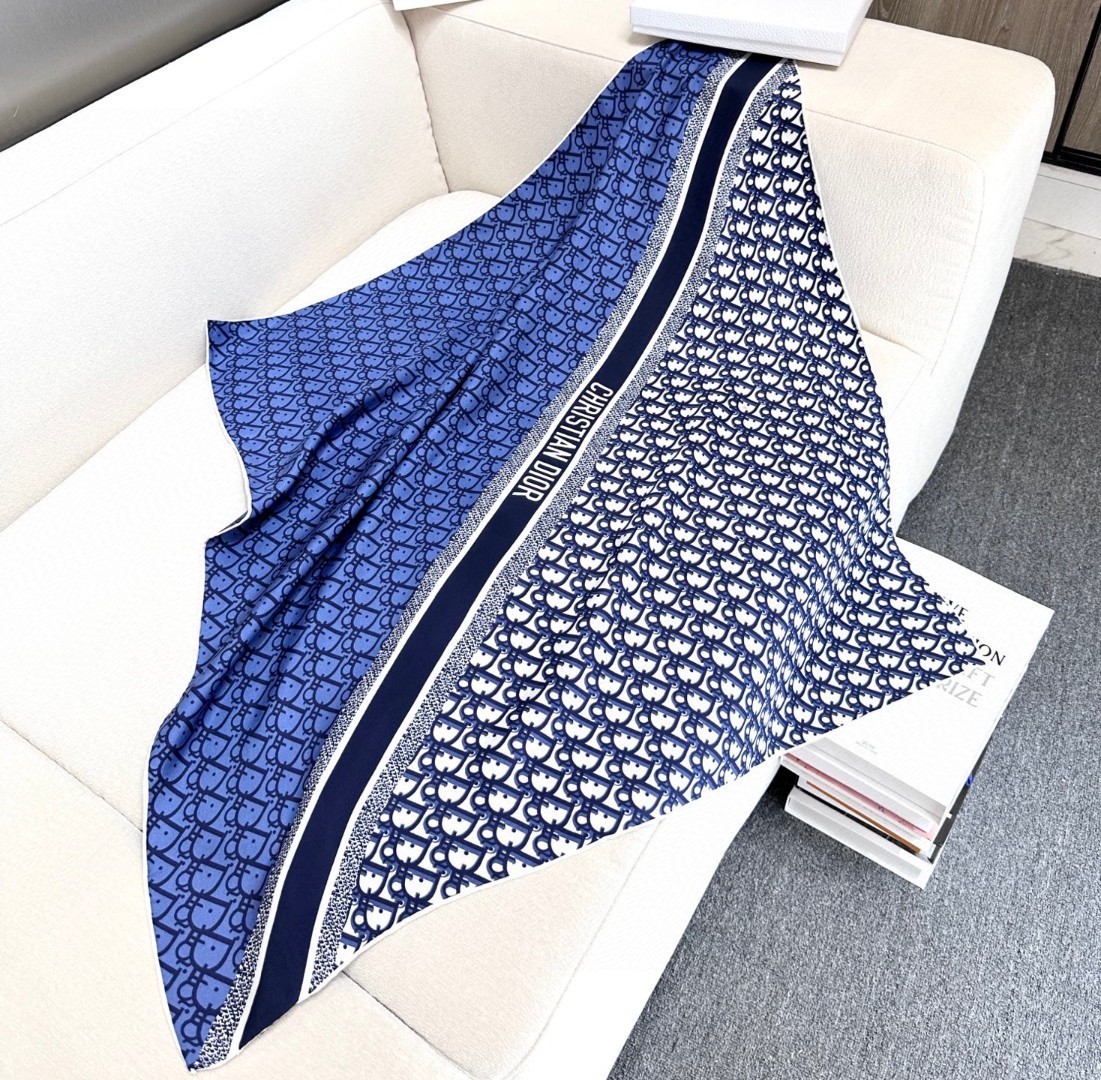 [TOP] Christian Dior Silk Scarf 90x90 cm - Blue