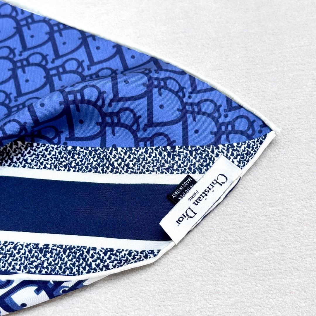 [TOP] Christian Dior Silk Scarf 90x90 cm - Blue