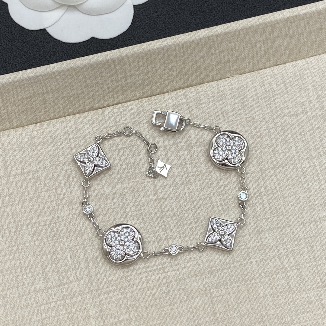 [TOP] Louis Vuitton LV Bracelet - 2 Colour