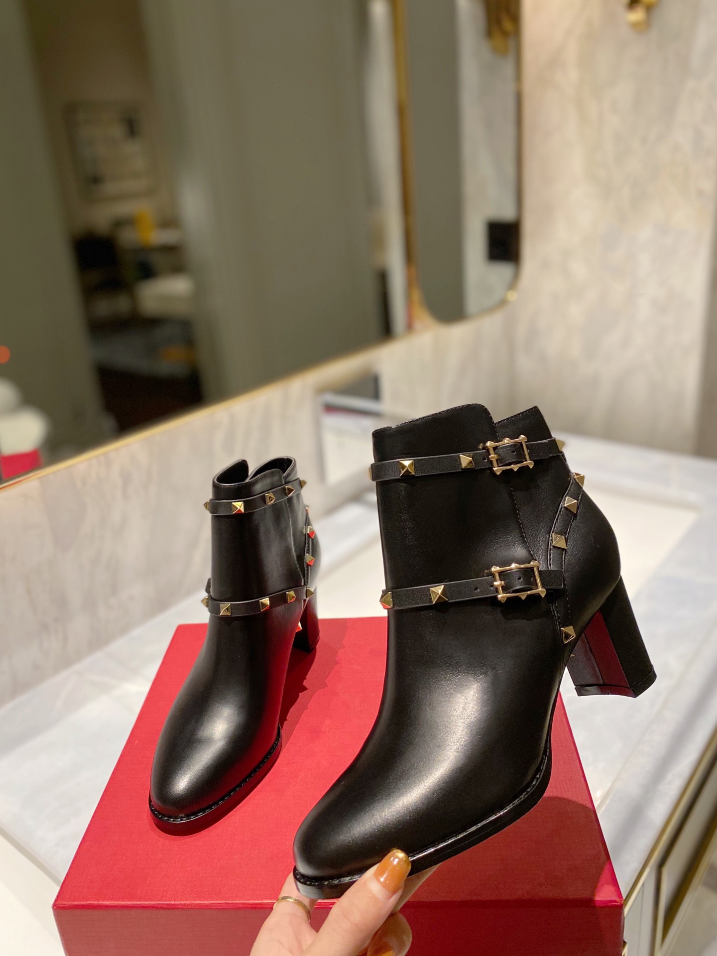 [TOP] VALENTINO 6cm/9cm High Heel Calfskin/Lychee-grained Cowhide Short Boots  - Black