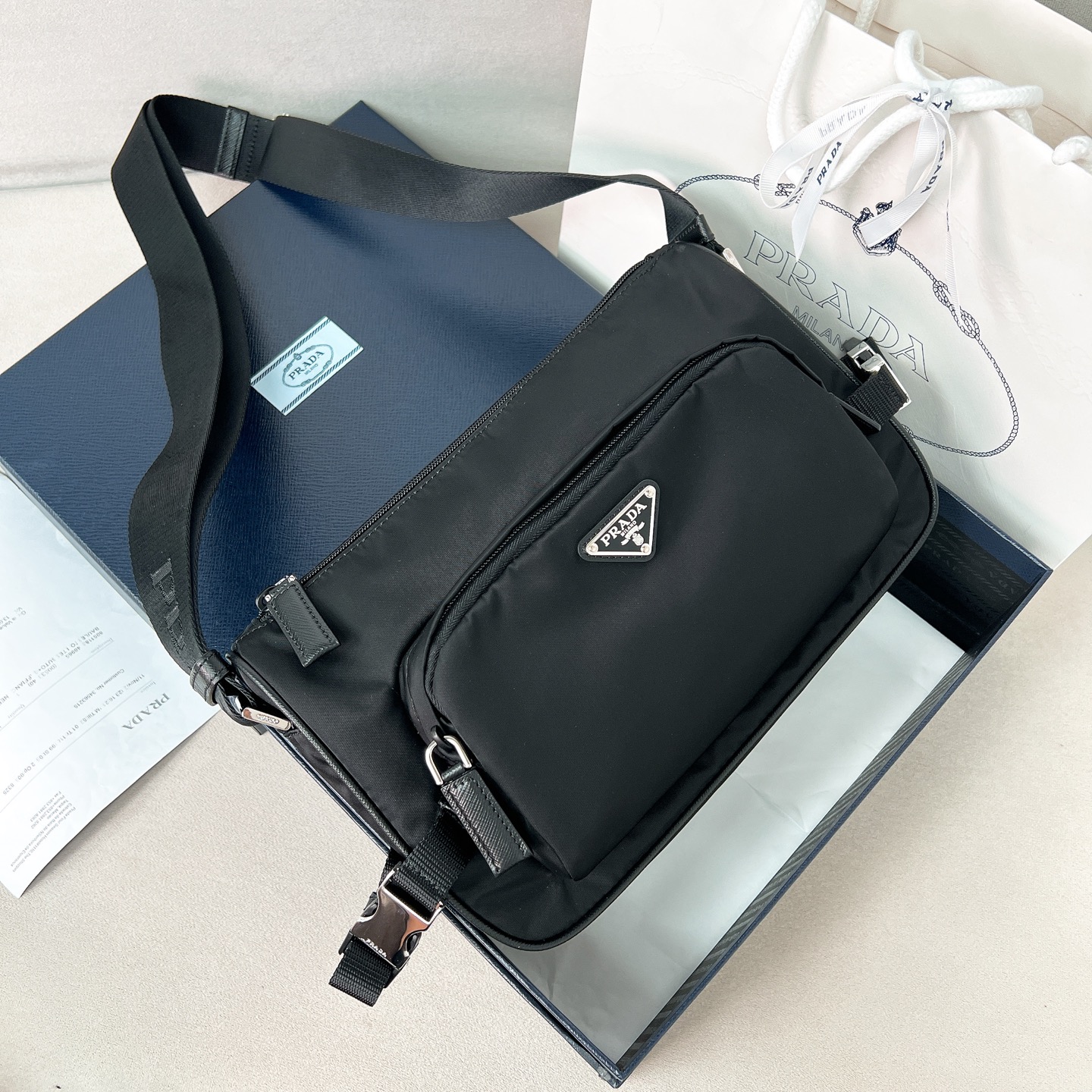 [TOP] PRADA Shoulder Bag Re-Nylon 28x17.5x10cm/35x22x12cm - Black