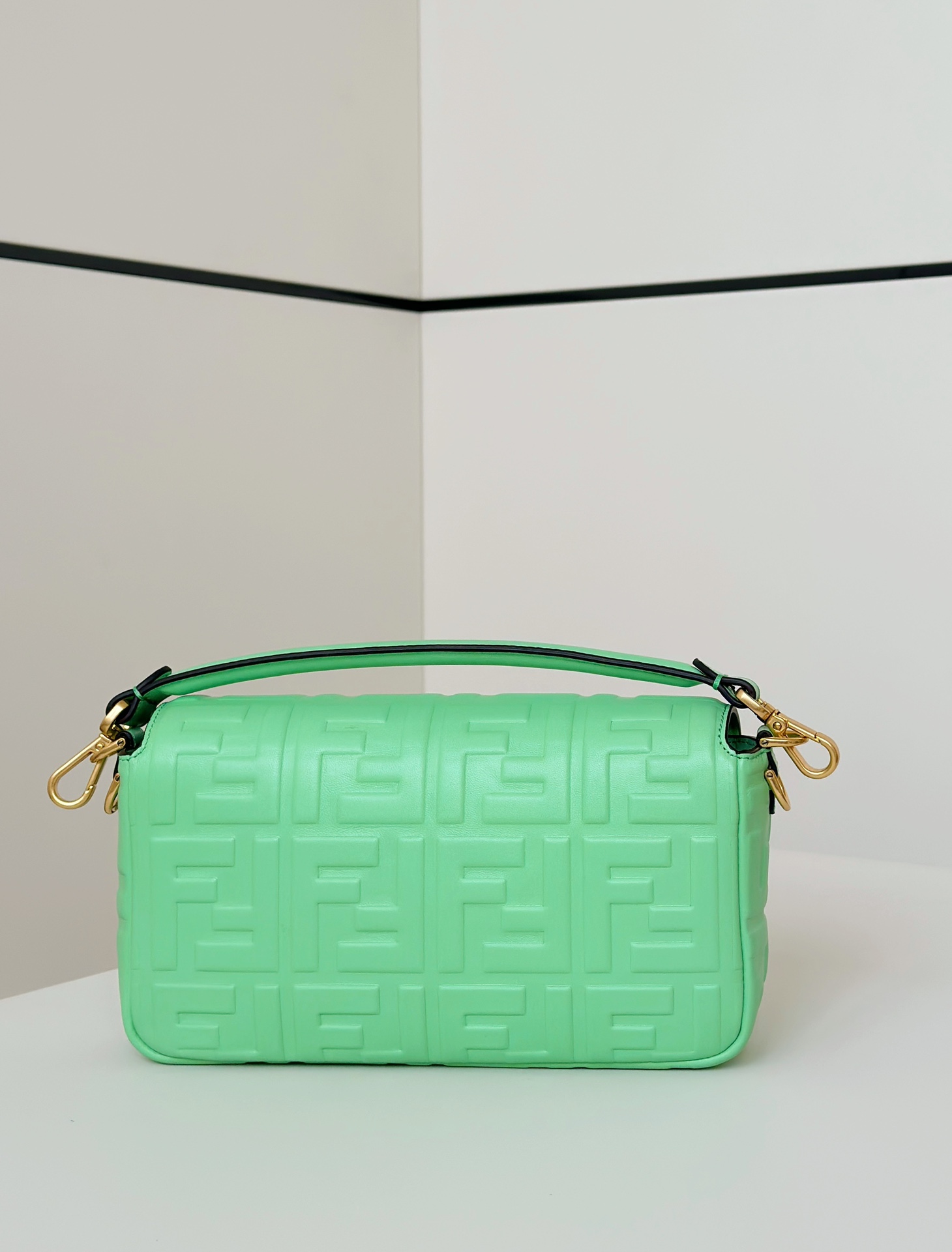 [TOP] FENDI Baquette Bag 27x5x15 cm - Green