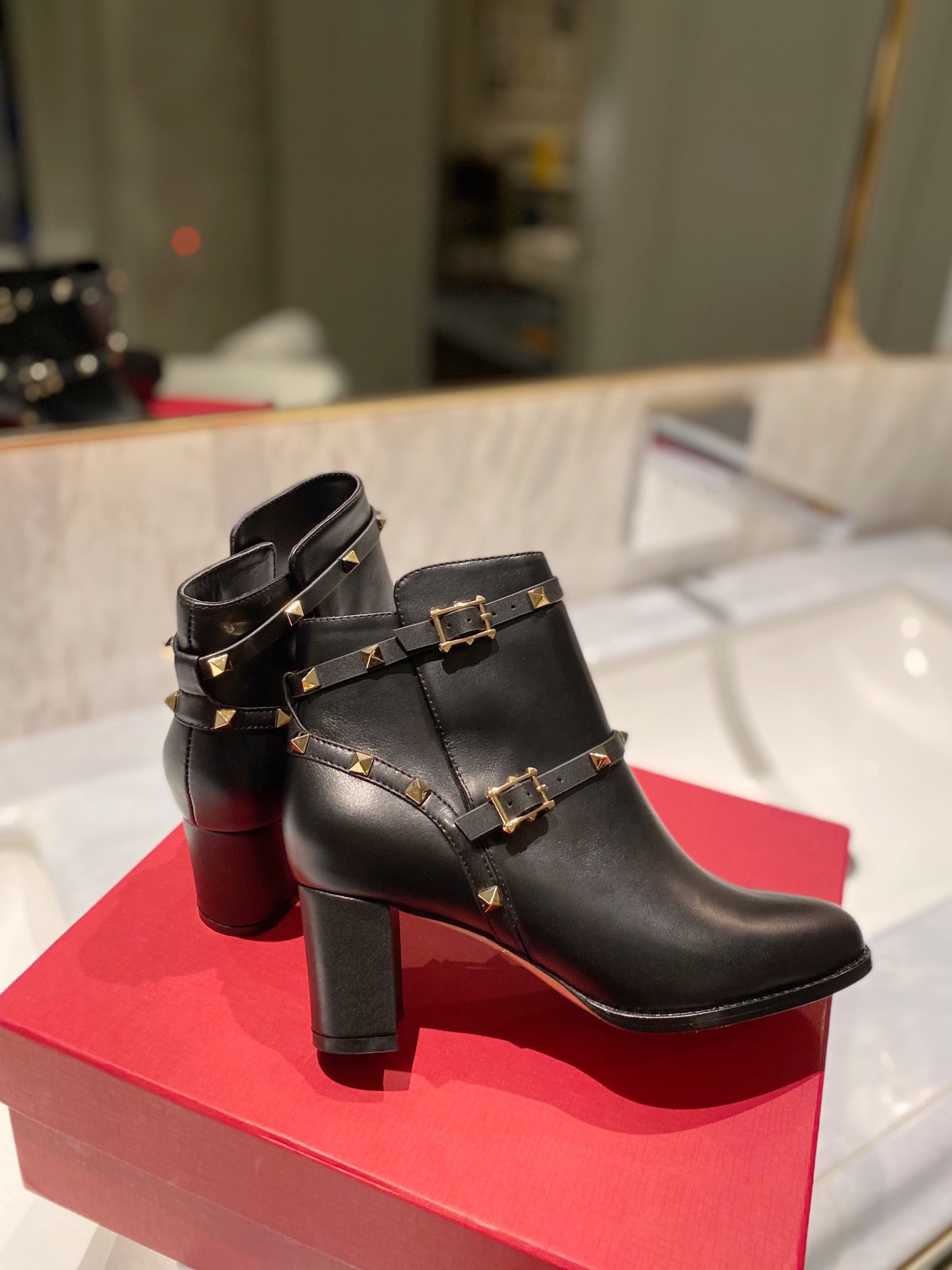 [TOP] VALENTINO 6cm/9cm High Heel Calfskin/Lychee-grained Cowhide Short Boots  - Black