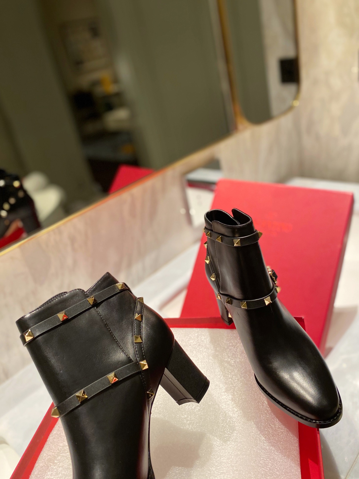 [TOP] VALENTINO 6cm/9cm High Heel Calfskin/Lychee-grained Cowhide Short Boots  - Black