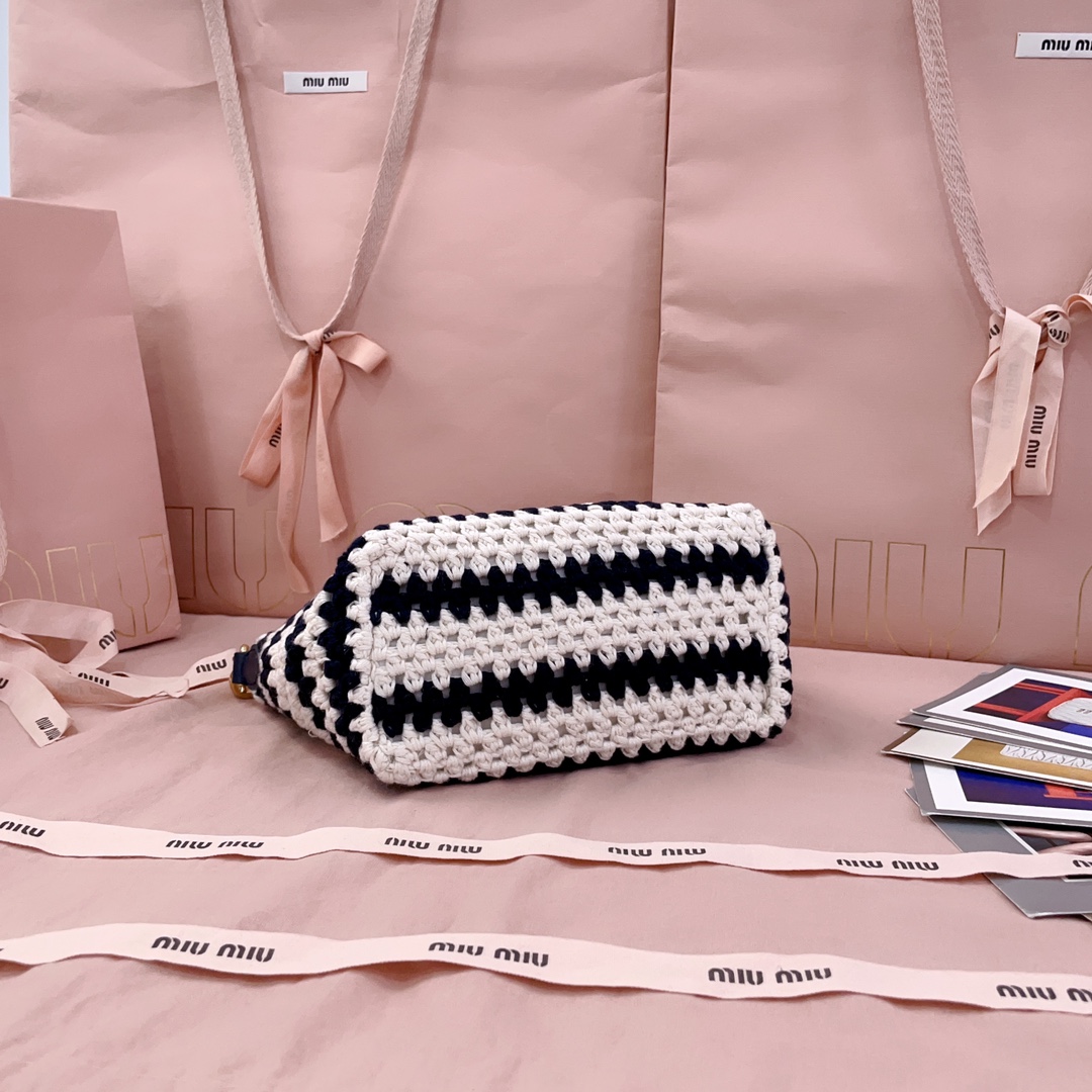 [TOP] Miu Miu Cotton Thread Lunch Box Bag 19*14*10cm - Blue