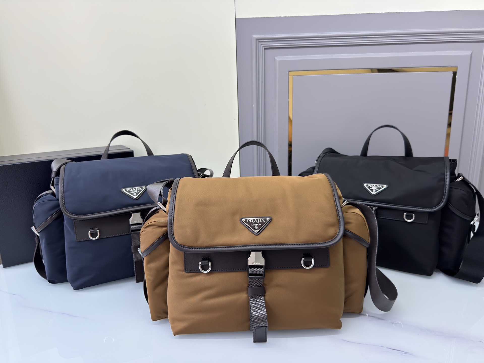 [TOP] PRADA Messenger Bag Re-Nylon 26x12cm - 3 Color