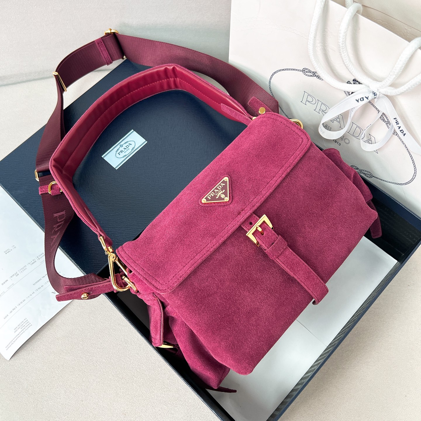 [TOP] PRADA Explore Messenger Bag Suede 30x14x10cm - Rose Red