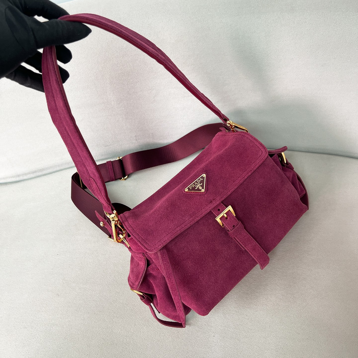 [TOP] PRADA Explore Messenger Bag Suede 30x14x10cm - Rose Red